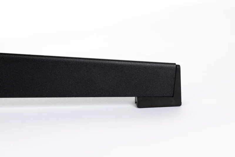 Hocker John in Cognac aus PU-Kunstleder mit stabilem Metallgestell