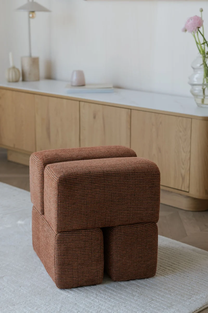 Hocker Staple im Blockdesign, Grün mit weichem Polyesterbezug