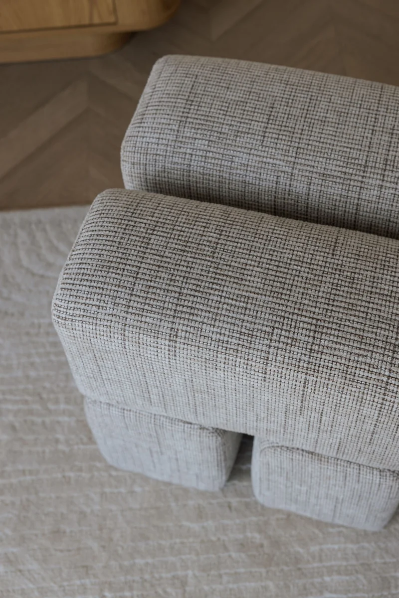 Hocker Staple im Blockdesign, Grün mit weichem Polyesterbezug