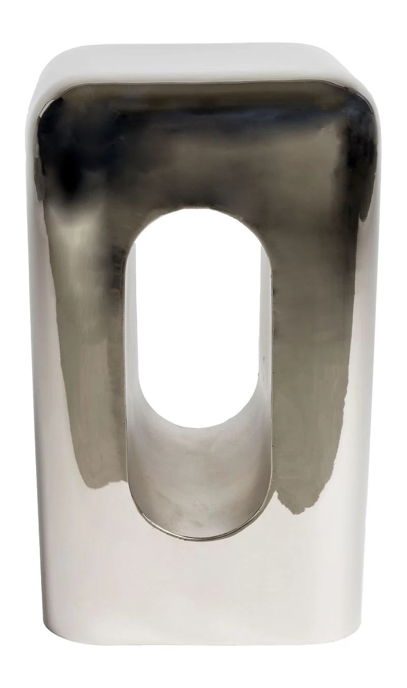 Hocker Creek Chrome in Silber, Beistelltisch aus Eisen mit Ablage