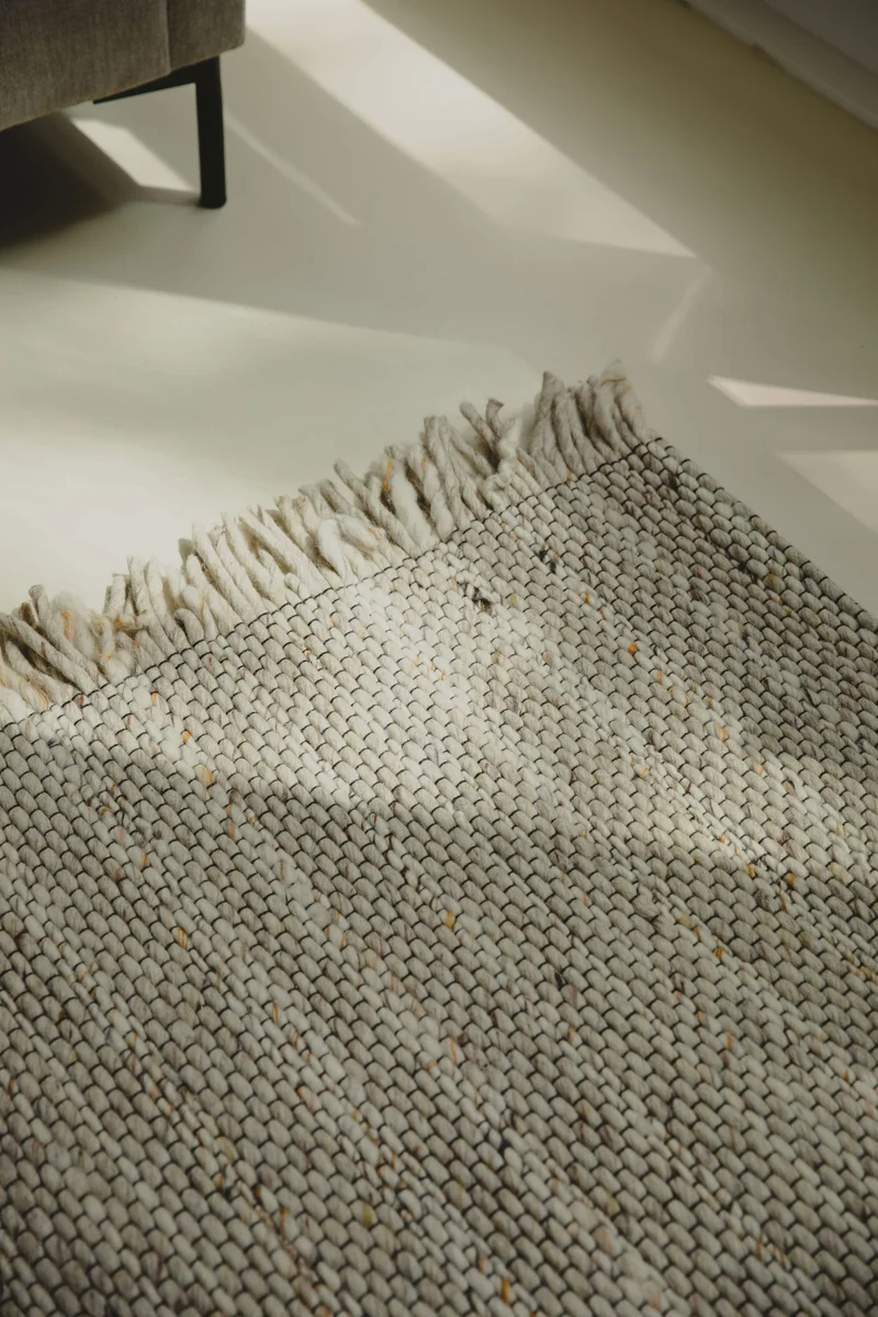 Teppich Frills 170x240 cm Beige/Yellow aus Wolle mit Fransenbordüre
