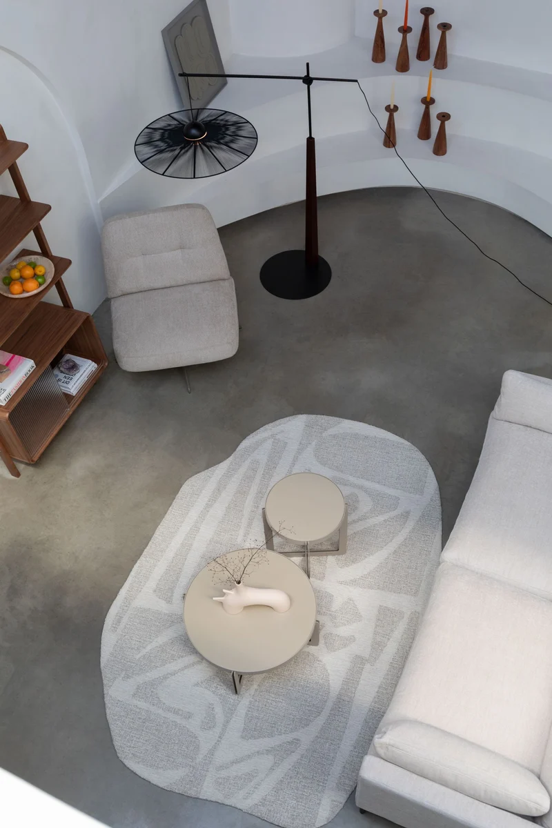 Loungesessel Benjamin mit drehbarem Metallgestell, Beige von Zuiver