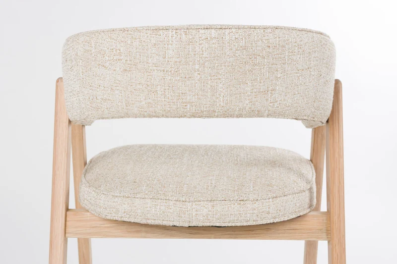 Sessel Bright Beige mit Eichenholzgestell für Esszimmer von Zuiver