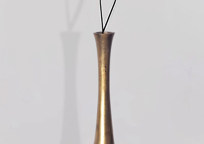 Vase BOTTLE S 75cm Aluminium Gold Blumenvase Modern Handgefertigt