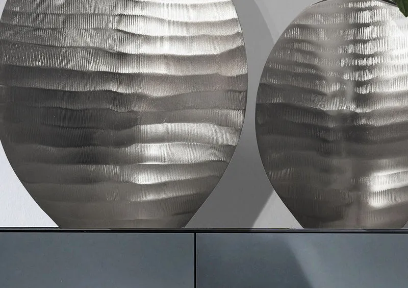 Vase 2er Set Aluminium Silber Wellenmuster Modern Tischdeko