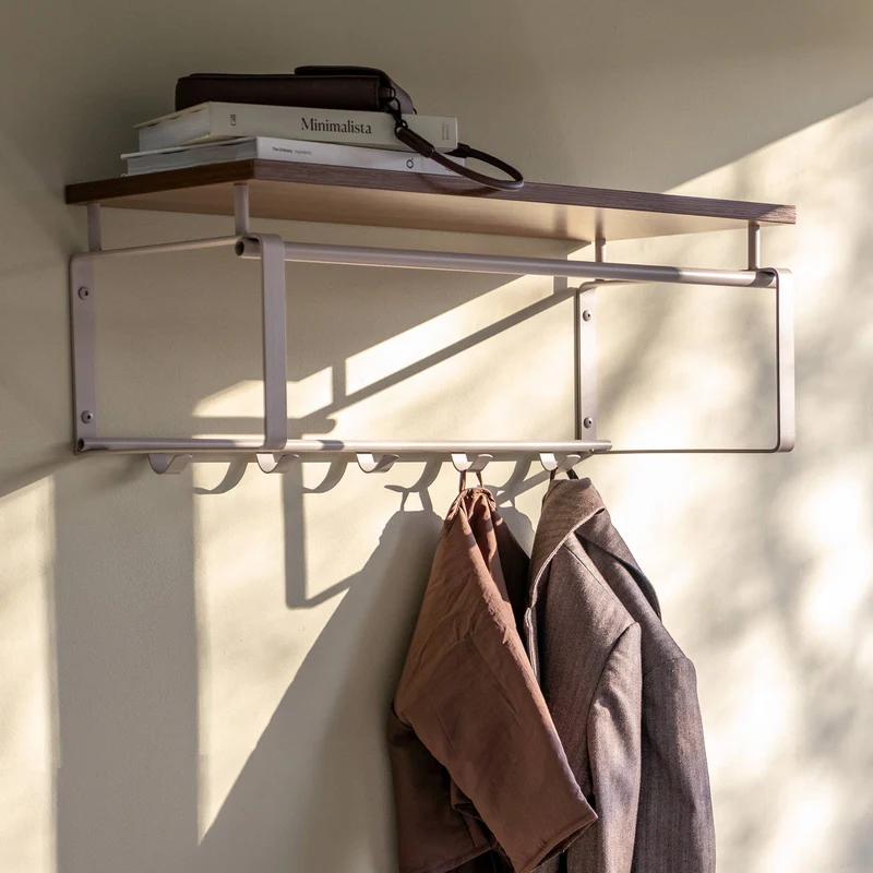 Wandgarderobe REX 3 Silky Taupe, Garderobe mit 5 Haken und Hutablage