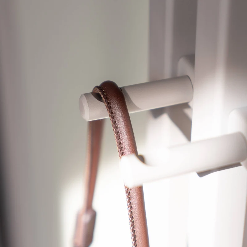 Design Garderobe SENZA 5 Silky Taupe beschichtet Wandgarderobe Spinder