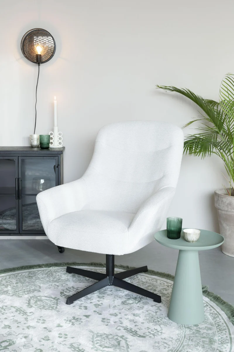 Zuiver Lounge Sessel YUKI drehbar mit angesagten Bouclé Stoff Weiß