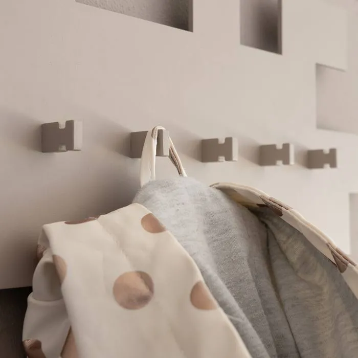 Garderobe TETROMINO Hakenleiste Stahl Skandinavisch von Spinder