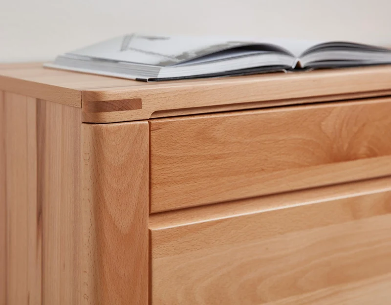 Highboard NATURE ONE Front Kernbuche massiv 3-türig - LED Beleuchtung
