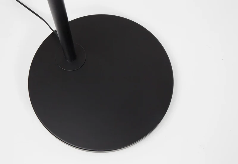 Bogenlampe Arc Schwarz | Elegante Design-Stehleuchte von Zuiver