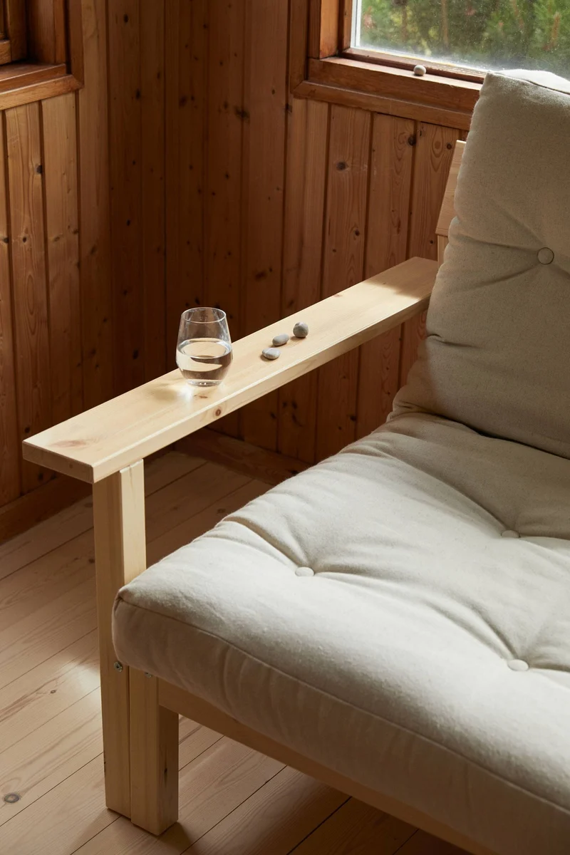 Schlafsofa UNWIND Sofa mit ausziehbarem Sitz Kiefer massiv lackiert