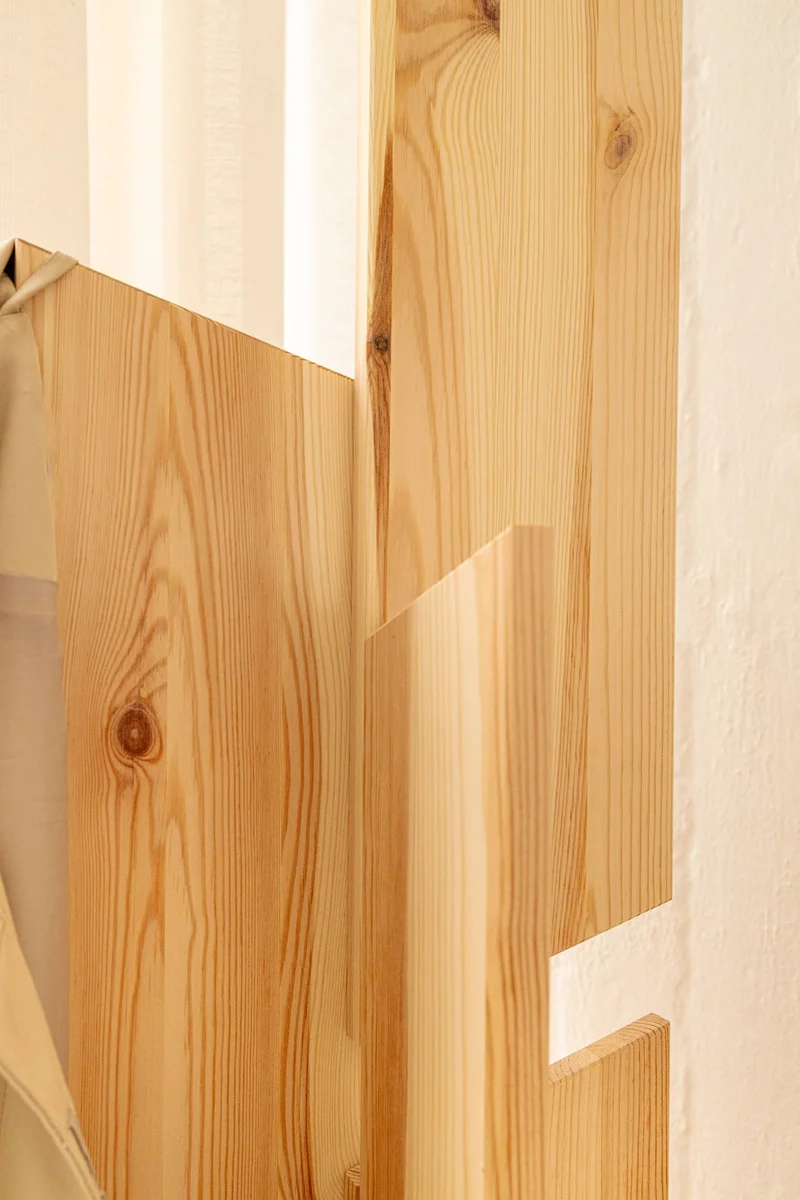 Wandgarderobe KEEPER Kiefer Natur Garderobenpaneel von Karup