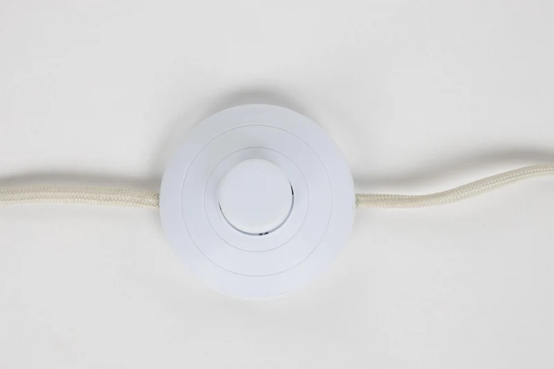 Stehlampe Susie Beige aus Metall | Elegantes Design für dein Zuhause