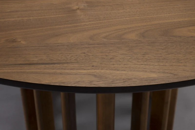 Esstisch BARLET Rund Ø 120 cm Walnussfurnierplatte von DutchBone