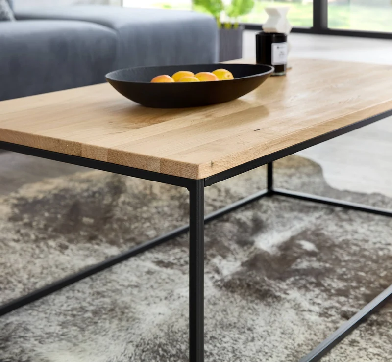 Couchtisch THOR 110 x 60 cm Platte Eiche geölt Metallgestell schwarz