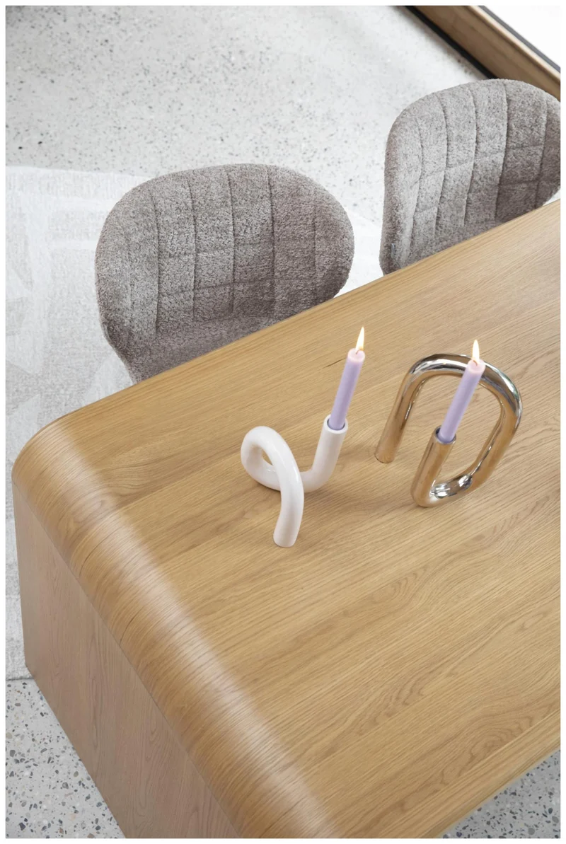 Tisch Esstisch BRAVE 160 cm mit Eichenfurnier von Zuiver