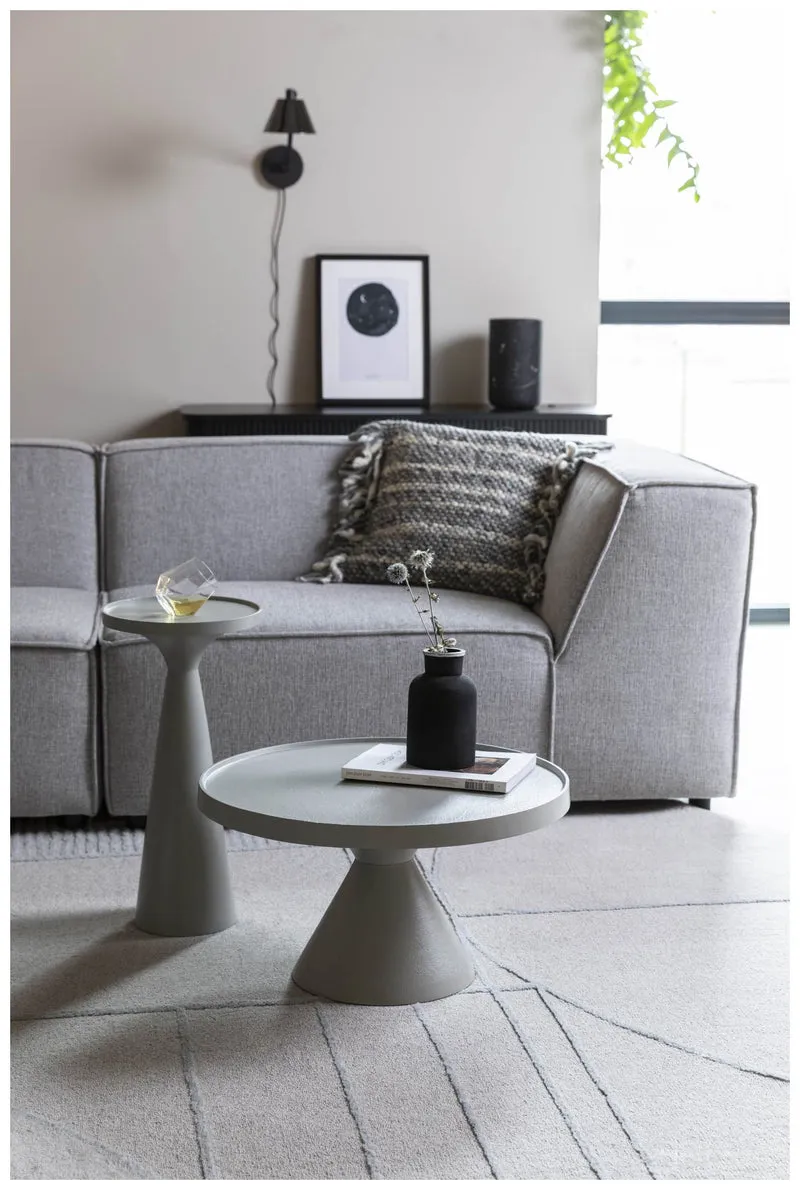 Runder Couchtisch FLOSS GREY von Zuiver aus Aluminiumguss Ø 60 cm