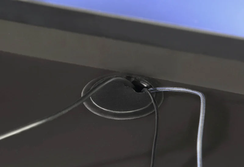 Eck Computertisch TEZAUR 222B Gaming Tisch LED Beleuchtung von Forte