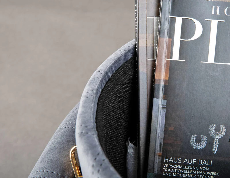 Polsterhocker NEVIS Hocker mit Samtbezug in Grau und viel Stauraum