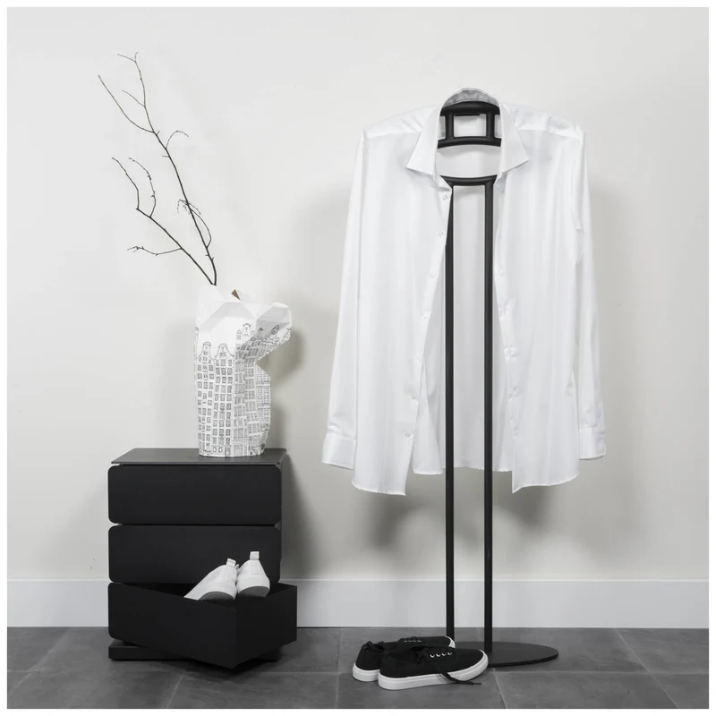 Herrendiener JAVEY Schwarz Kleiderständer Dressboy von Spinder Design