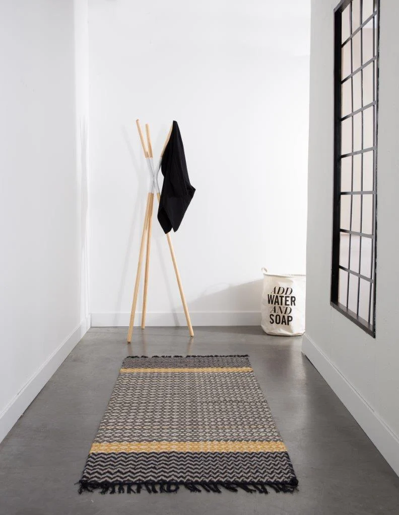 Design Kleiderständer PINNACLE weiß von Zuiver